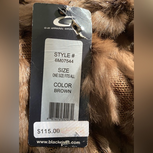 Luxurious Brown Rabbit Fur Poncho - Picture 3 of 12